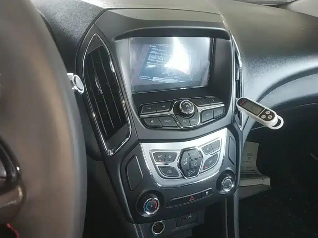 Chery Arrizo 5 2016 1.5L CVT Trendsetter Edition — миниатюра 13