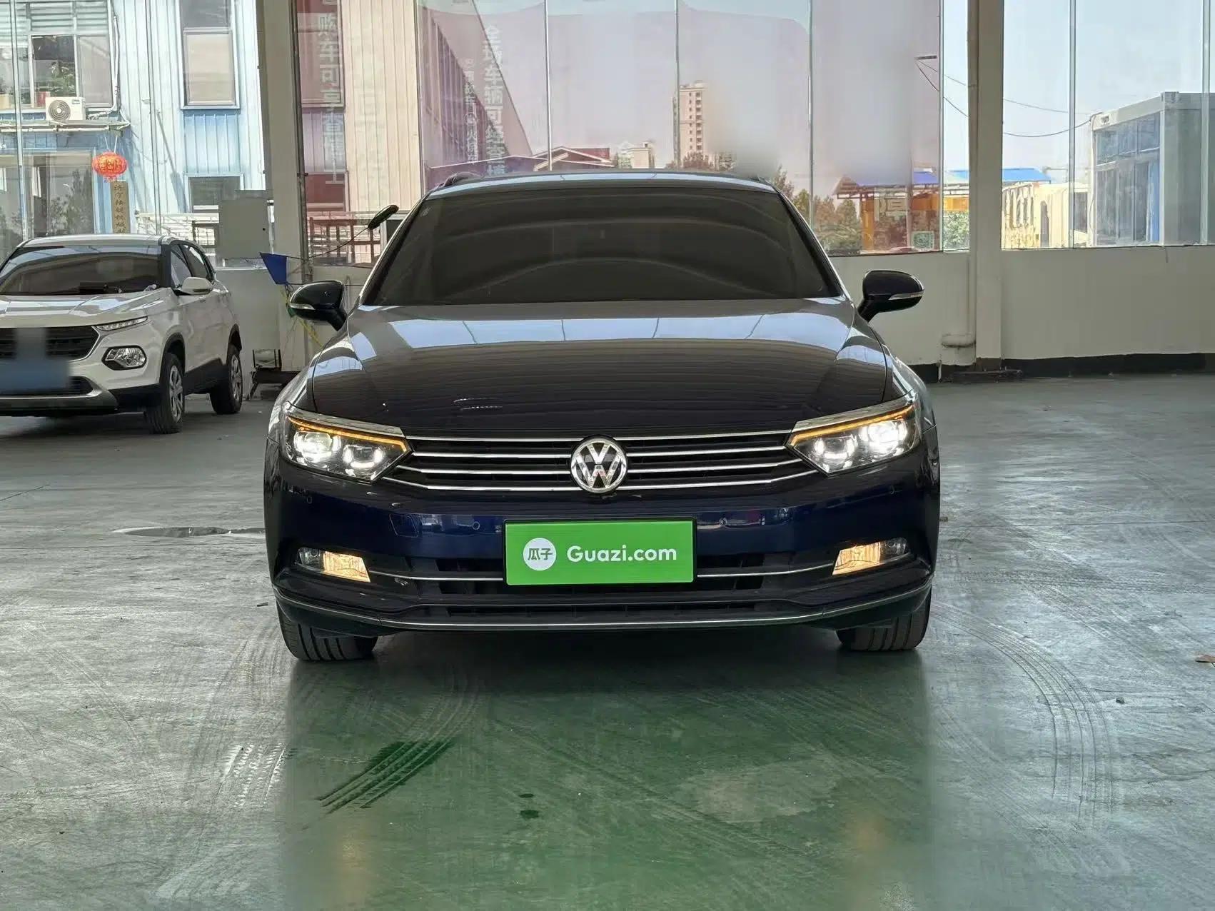 Volkswagen Variant 2018 380TSI Two-Wheel Drive Comfort Edition — миниатюра 2
