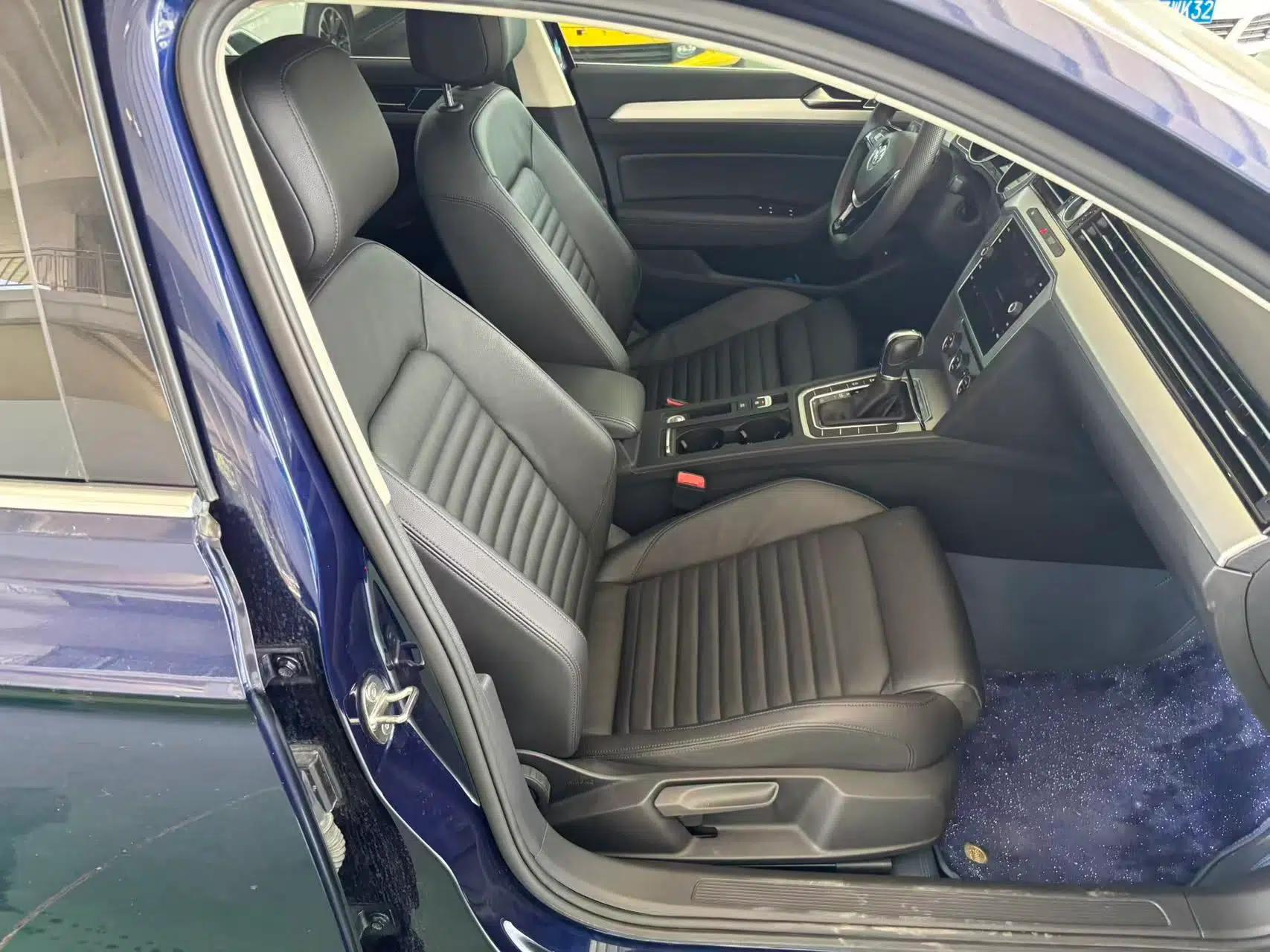 Volkswagen Variant 2018 380TSI Two-Wheel Drive Comfort Edition — миниатюра 19