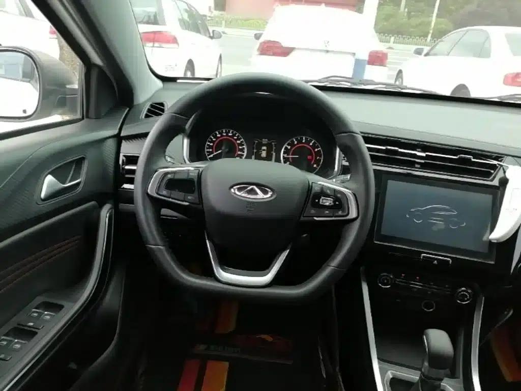 Chery Tiggo 3x 2021 Diamond Edition 1.5L CVT 3 Carat II — миниатюра 11