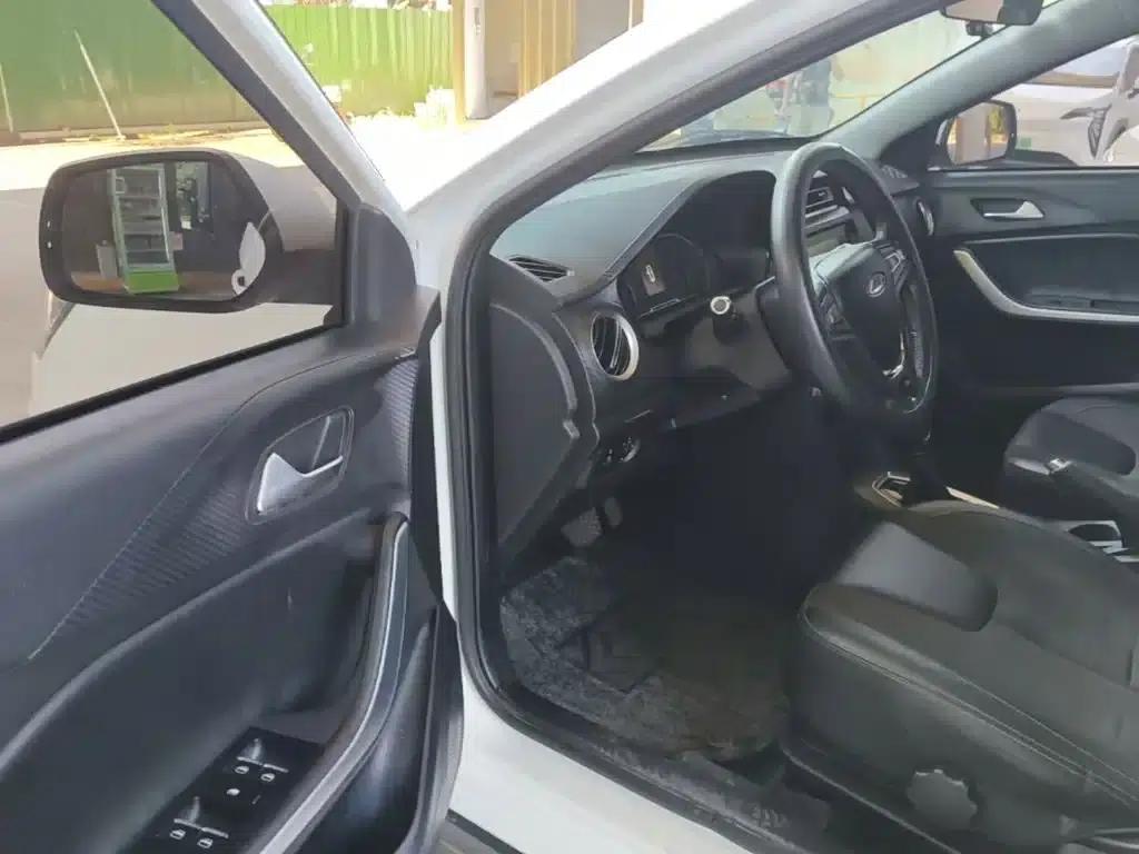 Chery Tiggo 3x 2018 1.5L Automatic Elite Edition — миниатюра 16