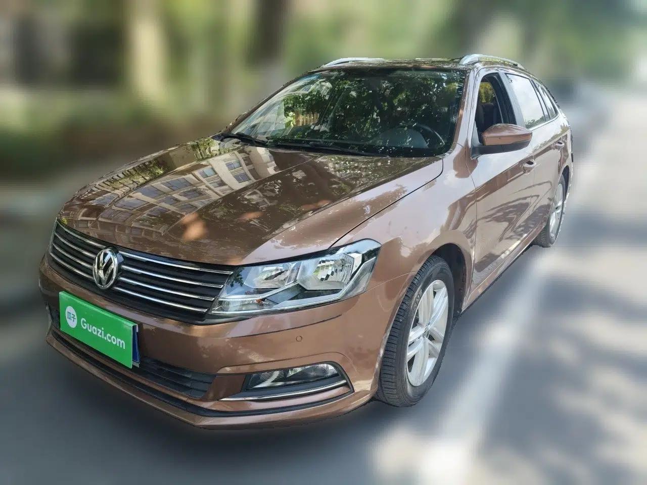 Volkswagen Gran Lavida 2015 1.6L Automatic Comfort Edition — миниатюра 1