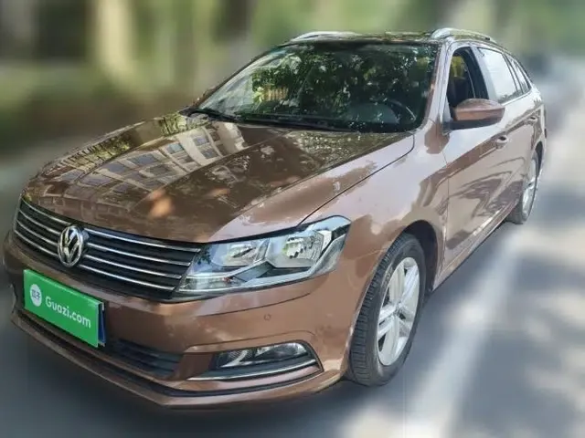 Volkswagen Gran Lavida 2015 1.6L Automatic Comfort Edition
