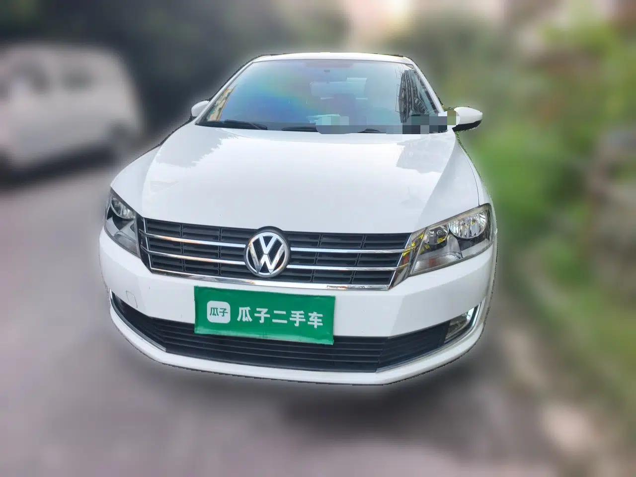 Volkswagen Gran Lavida 2013 1.6L Automatic Fashion Model — миниатюра 2