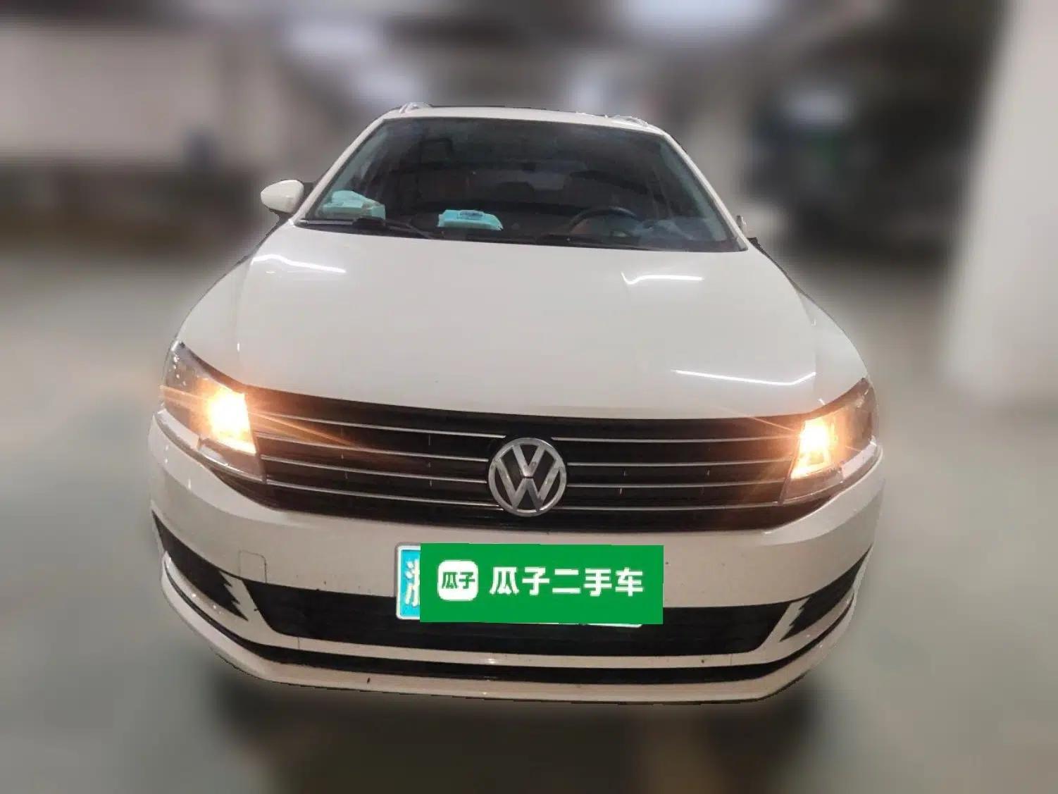 Volkswagen Gran Lavida 2015 1.6L Automatic Fashion Edition — миниатюра 2