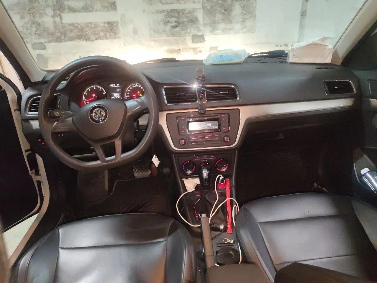 Volkswagen Gran Lavida 2015 1.6L Automatic Fashion Edition — миниатюра 18