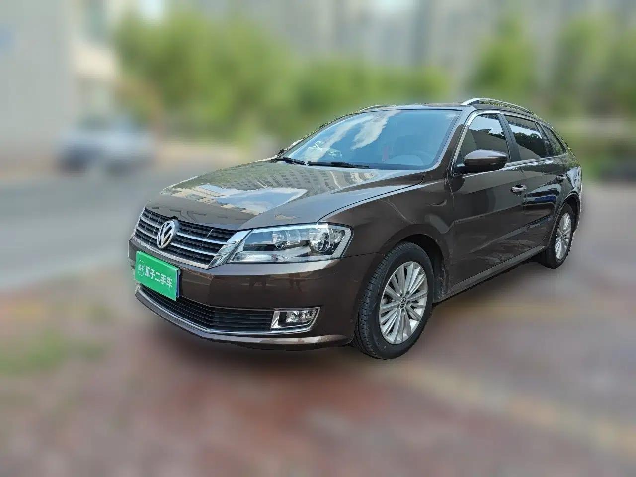 Volkswagen Gran Lavida 2013 1.6L Automatic Comfort Model — миниатюра 1