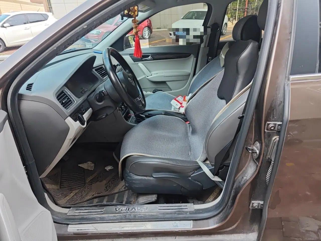 Volkswagen Gran Lavida 2013 1.6L Automatic Comfort Model — миниатюра 15
