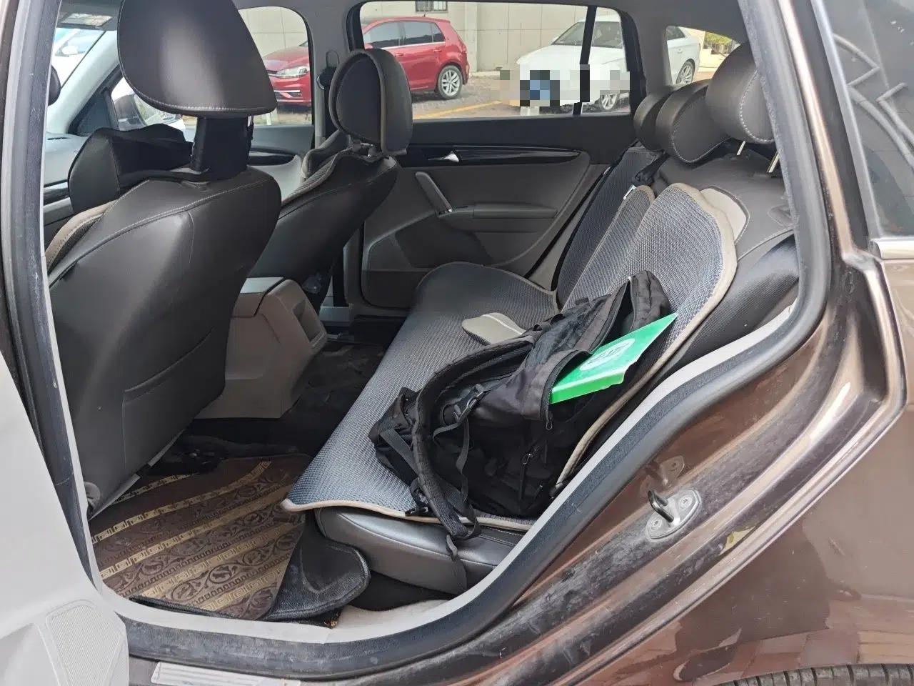 Volkswagen Gran Lavida 2013 1.6L Automatic Comfort Model — миниатюра 17