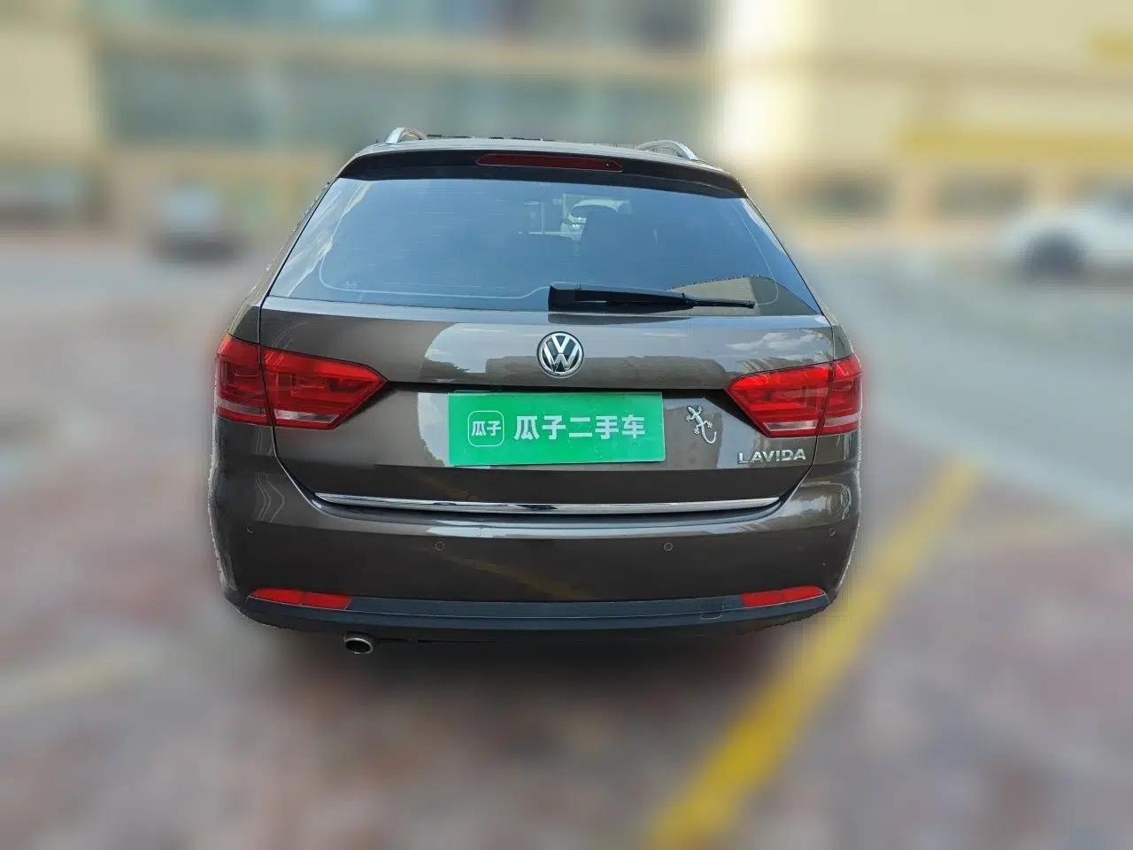 Volkswagen Gran Lavida 2013 1.6L Automatic Comfort Model — миниатюра 5