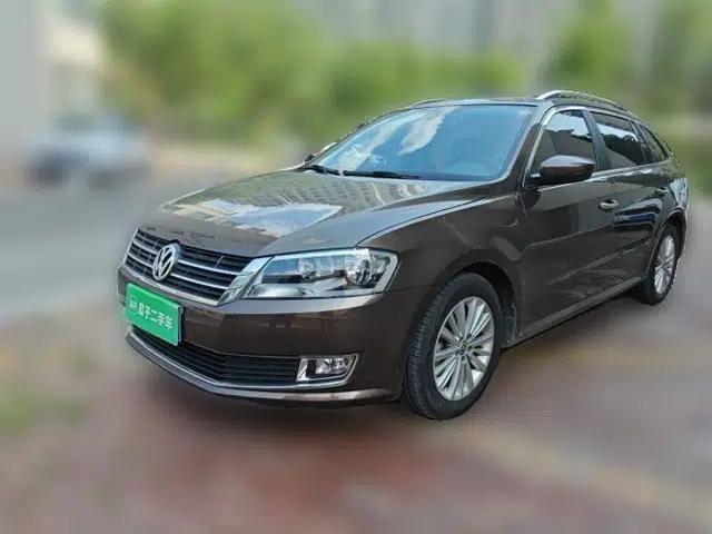 Volkswagen Gran Lavida 2013 1.6L Automatic Comfort Model