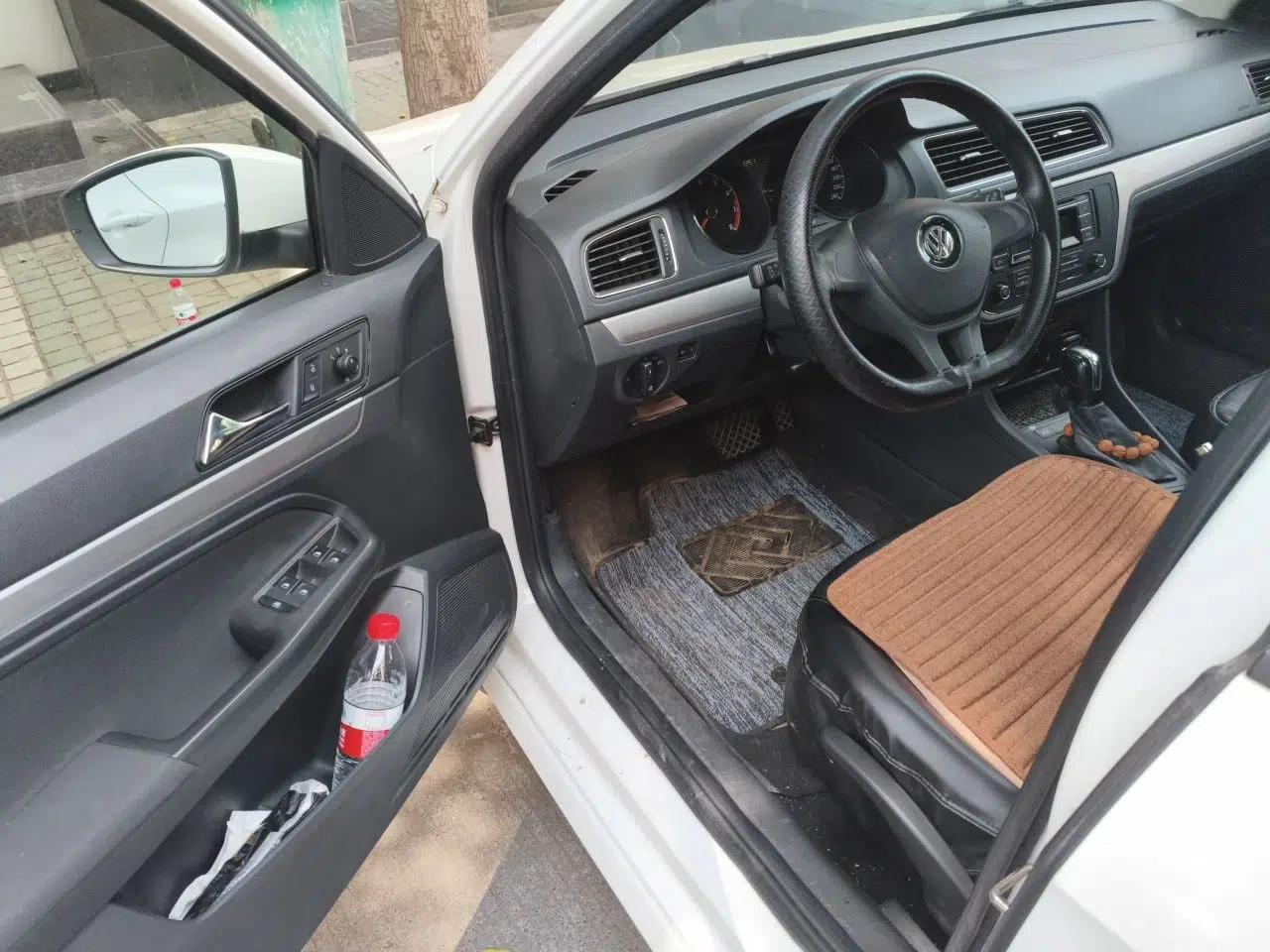 Volkswagen Gran Lavida 2015 1.6L Automatic Fashion Edition — миниатюра 16