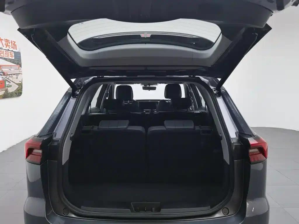 Chery Tiggo 8 PRO 2022 290T 2WD Sky Edition 7-Seater — миниатюра 16
