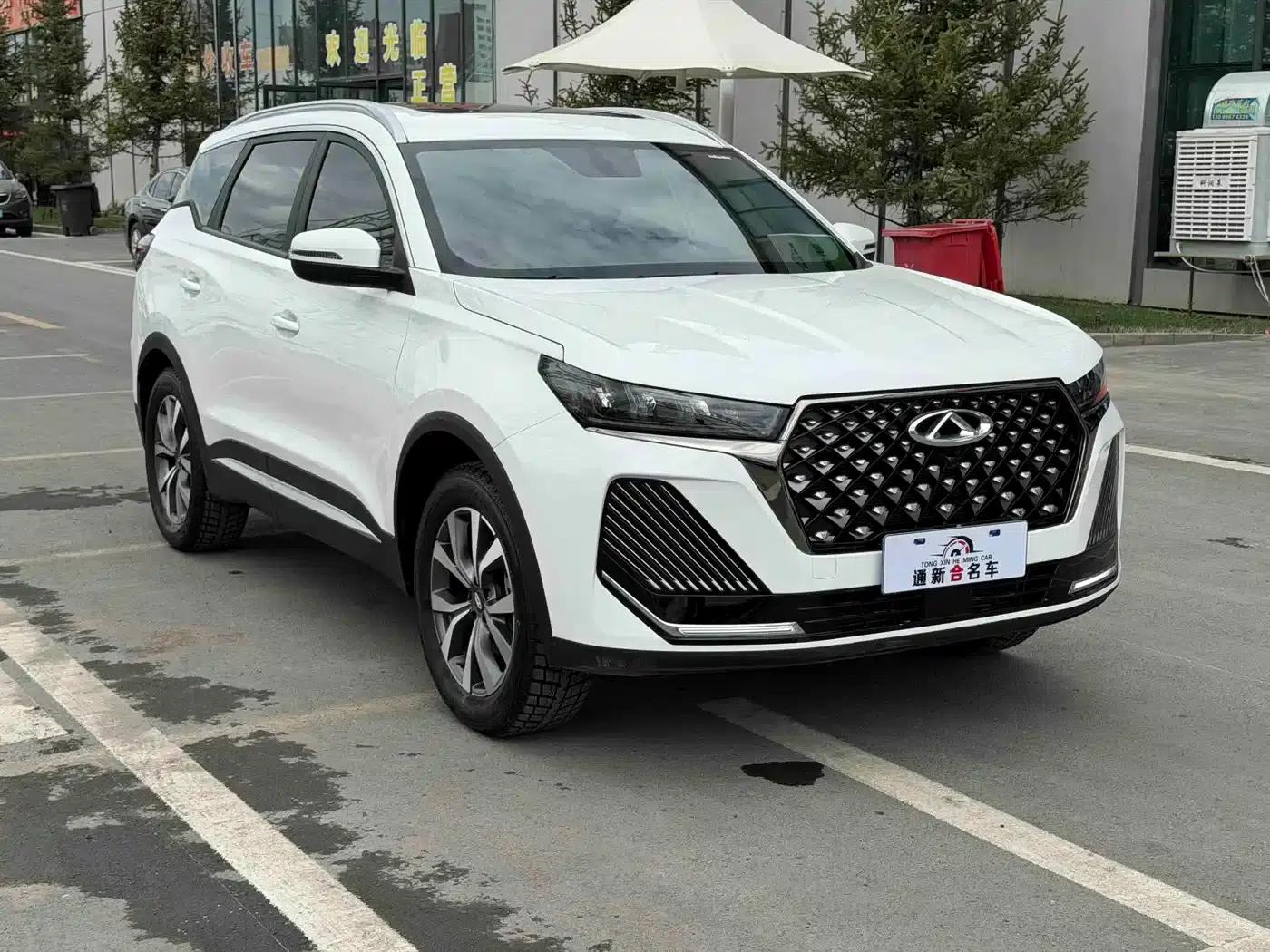 Chery Tiggo 7 2024 1.5T CVT Premium Edition — миниатюра 3