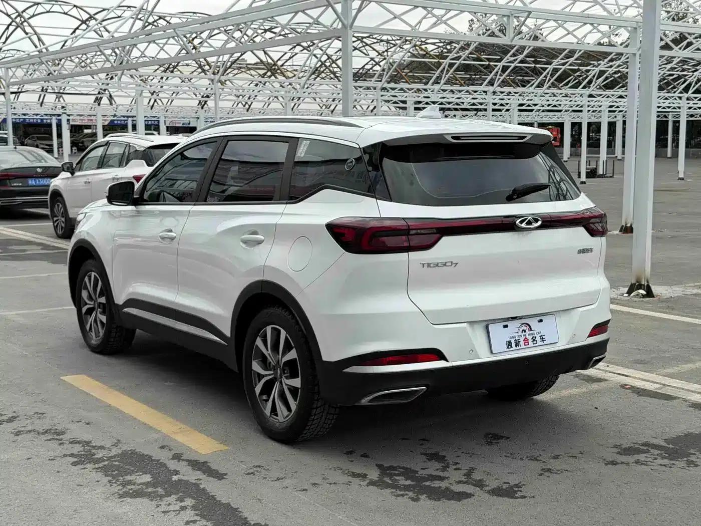 Chery Tiggo 7 2024 1.5T CVT Premium Edition — миниатюра 6