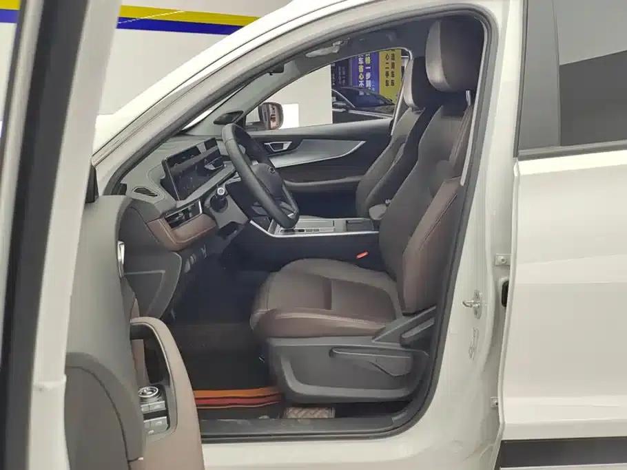 Chery Tiggo 7 2024 1.5T CVT Luxury Edition — миниатюра 9
