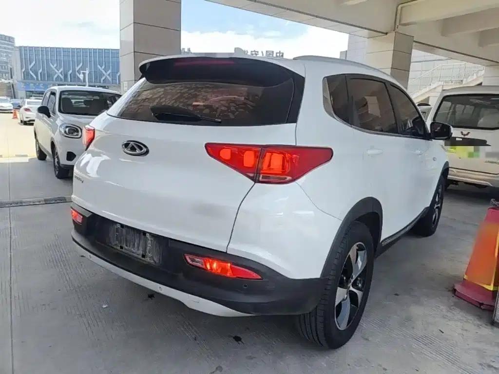 Chery Tiggo 7 2016 1.5T Manual Premium Edition — миниатюра 7