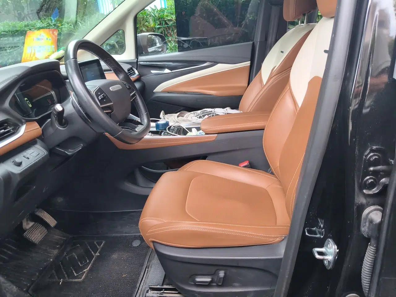 SAIC MAXUS G50 2024 PLUS 1.5T Happiness-Recommended Automatic Start-Up Edition — миниатюра 15
