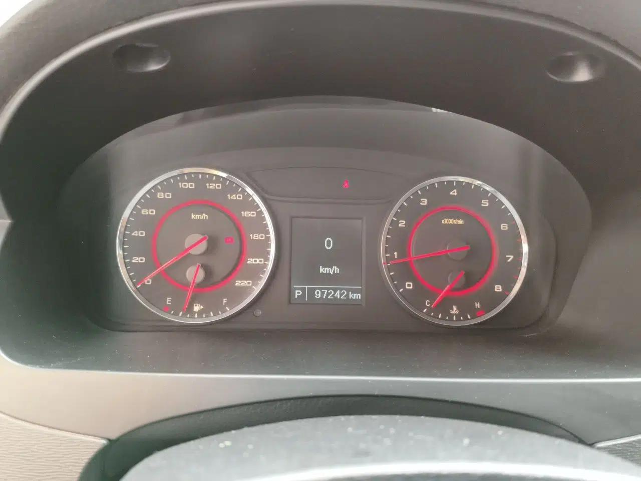 SAIC MAXUS G10 2014 2.0T Automatic Elite Edition — миниатюра 11