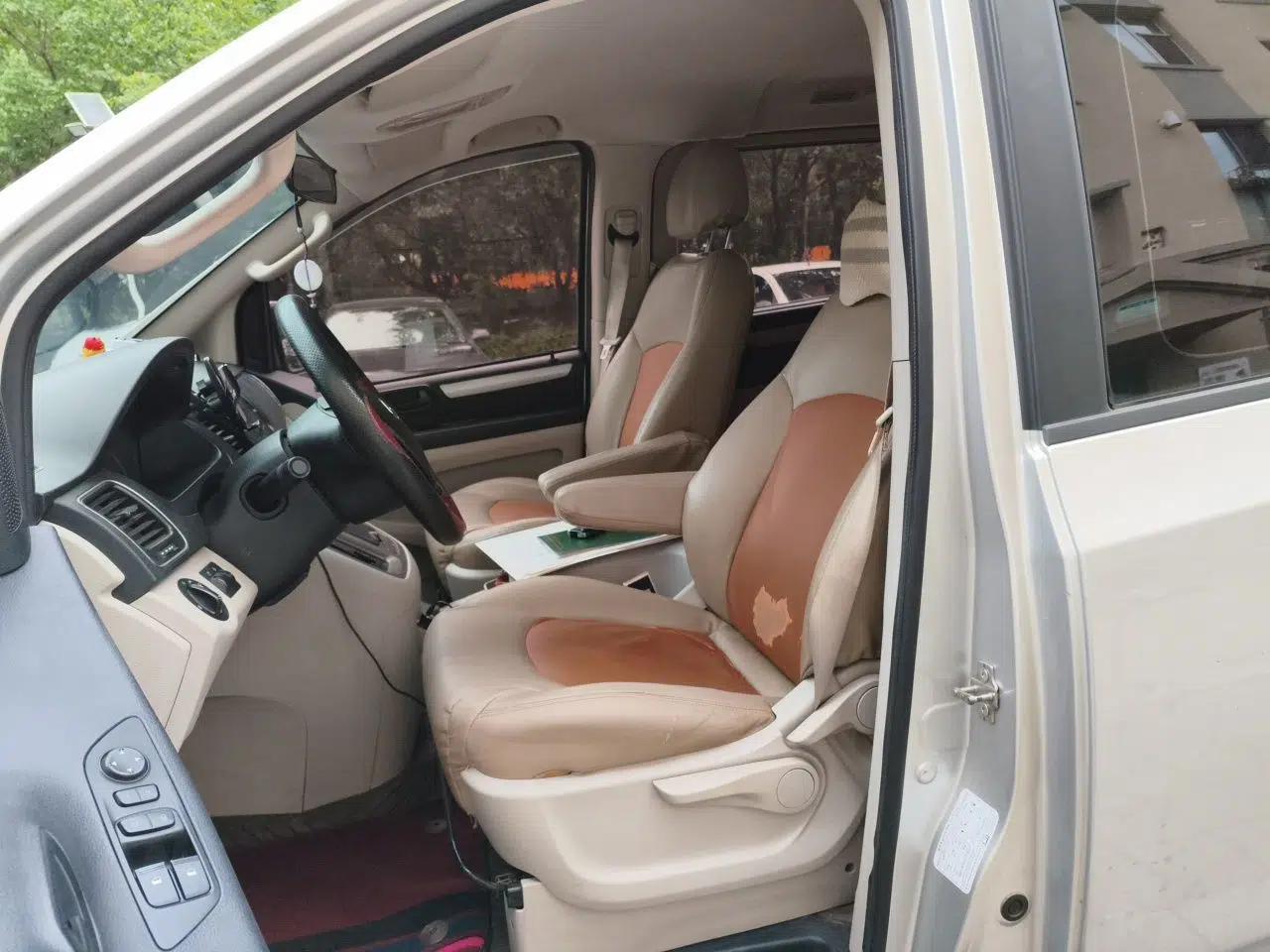 SAIC MAXUS G10 2014 2.0T Automatic Elite Edition — миниатюра 15