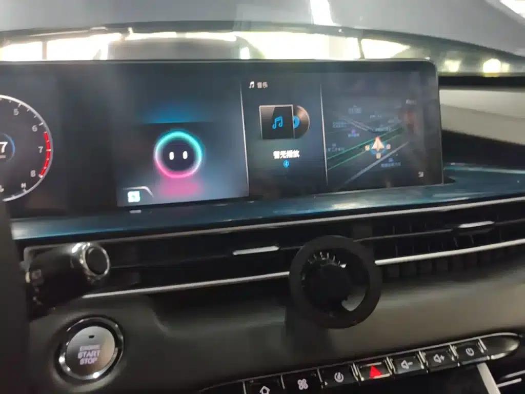 Chery Tiggo 7 PLUS 2021 Kunpeng Edition 1.6TGDI DCT Premium — миниатюра 13