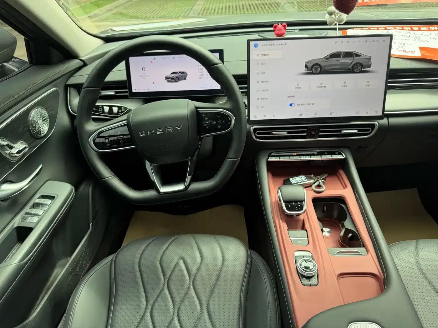 Chery Arrizo 8 PRO 2025 1.6T DCT Comfort Model — миниатюра 12