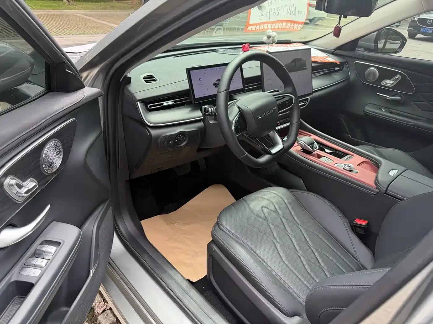 Chery Arrizo 8 PRO 2025 1.6T DCT Comfort Model — миниатюра 15