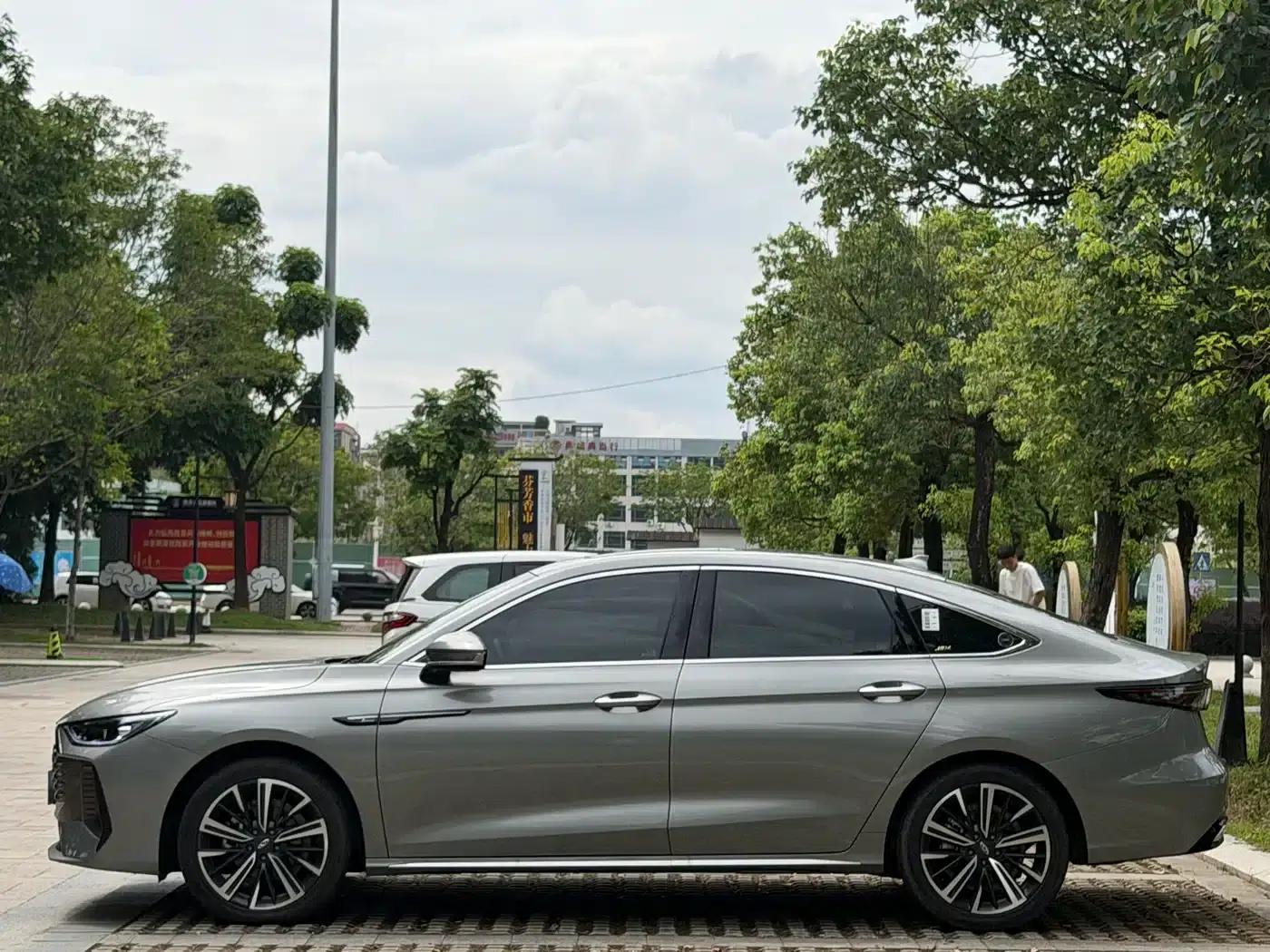 Chery Arrizo 8 PRO 2025 1.6T DCT Comfort Model — миниатюра 4