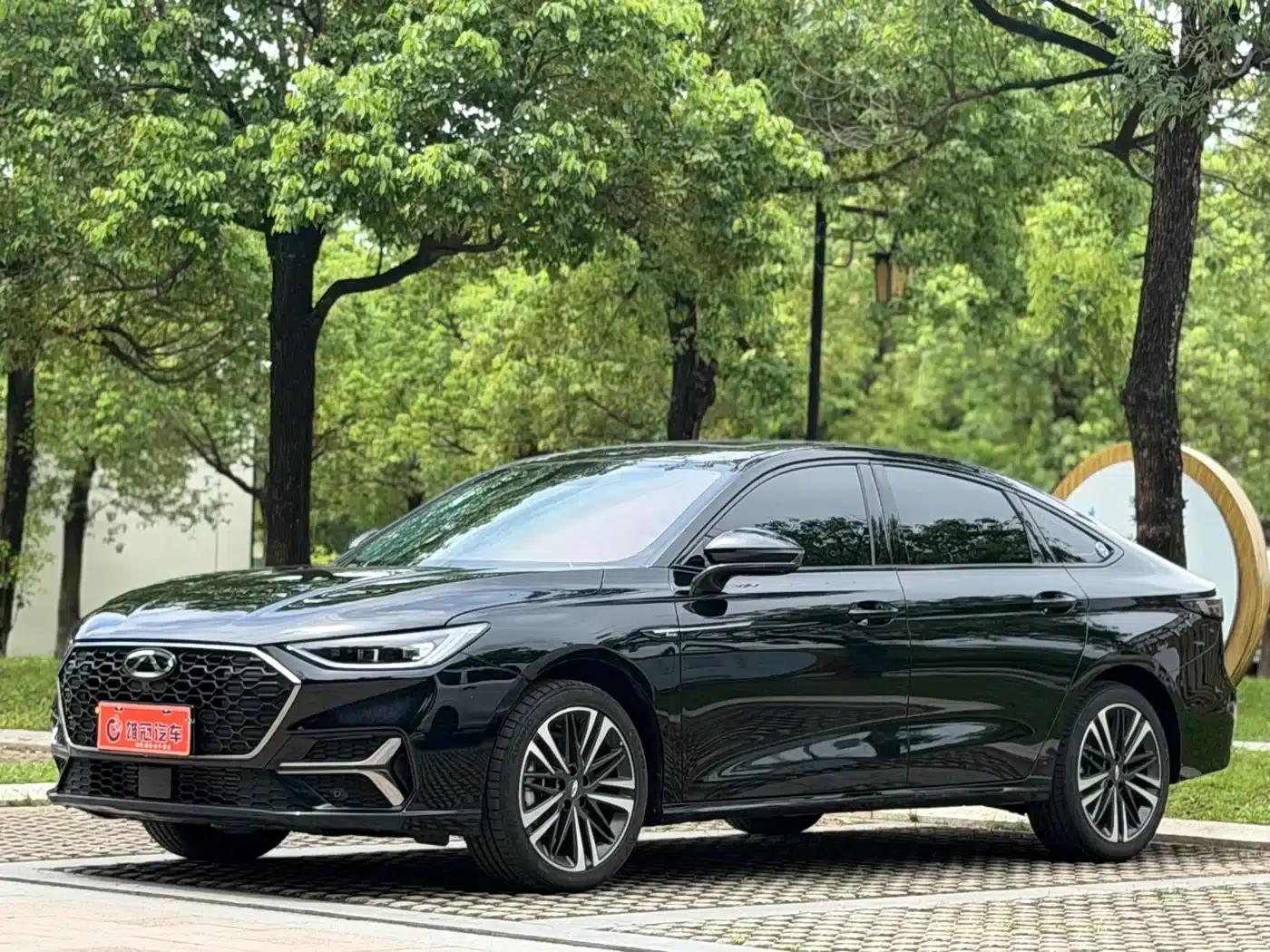 Chery Arrizo 8 PRO 2025 2.0T DCT Luxury Edition — миниатюра 1
