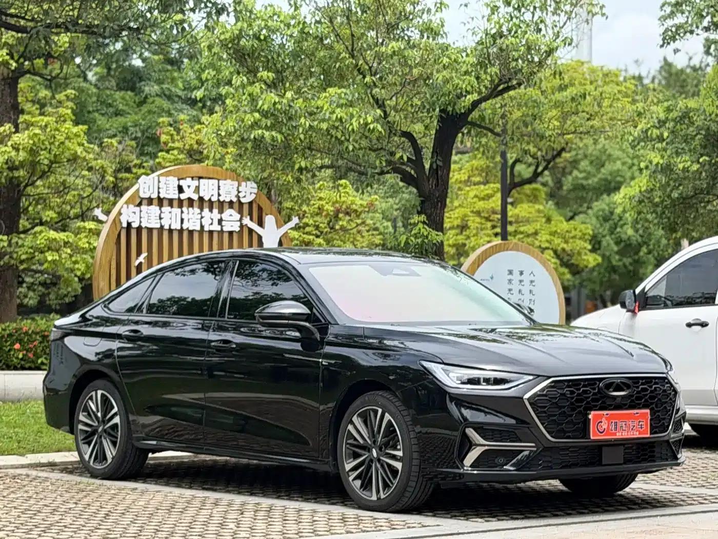 Chery Arrizo 8 PRO 2025 2.0T DCT Luxury Edition — миниатюра 3
