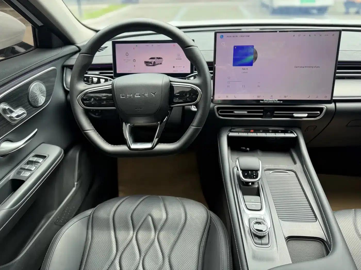 Chery Arrizo 8 PRO 2025 1.6T DCT Comfort Model — миниатюра 12