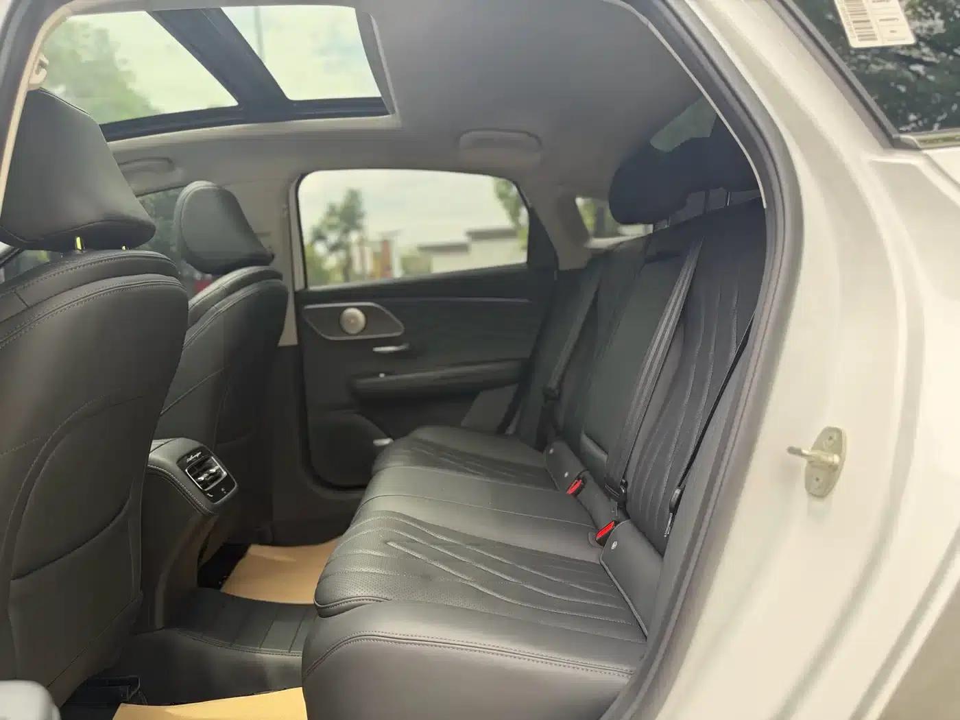 Chery Arrizo 8 PRO 2025 1.6T DCT Comfort Model — миниатюра 16