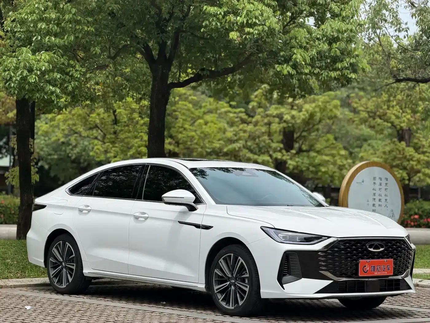 Chery Arrizo 8 PRO 2025 1.6T DCT Comfort Model — миниатюра 3