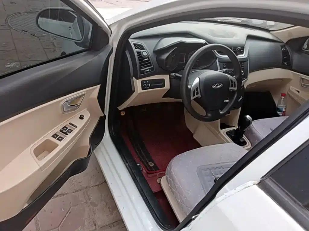 Fengyun 2 2015 1.5L Manual Elite Edition — миниатюра 16