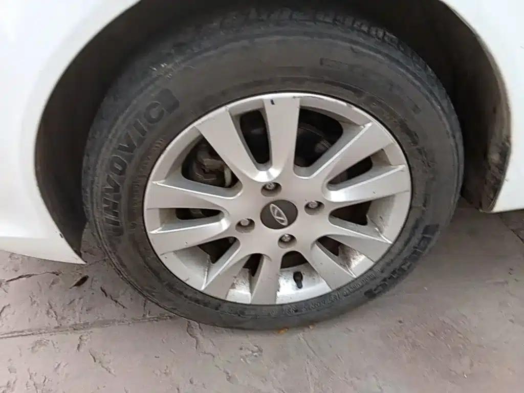 Fengyun 2 2015 1.5L Manual Elite Edition — миниатюра 23