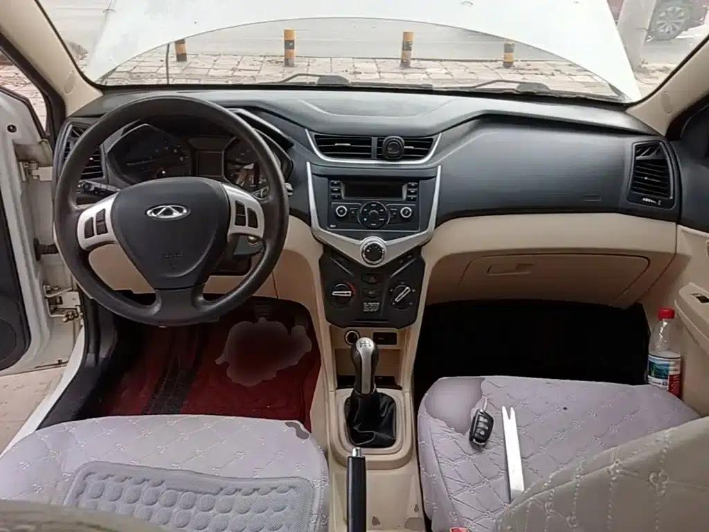 Fengyun 2 2015 1.5L Manual Elite Edition — миниатюра 10