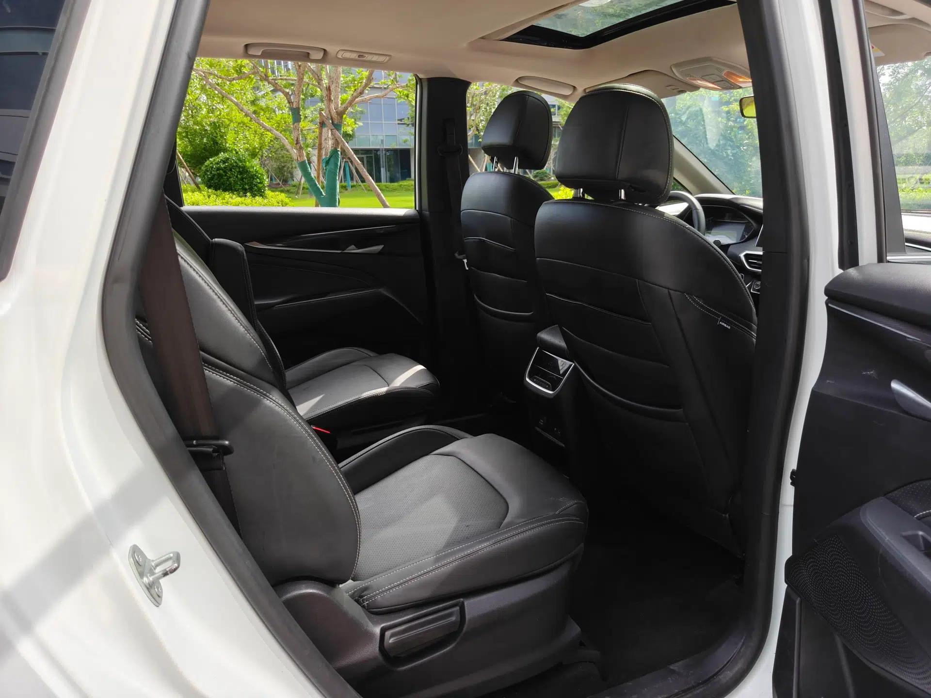 SAIC MAXUS EUNIQ 5 2020 1.3T PLUG-IN Elite Edition — миниатюра 22