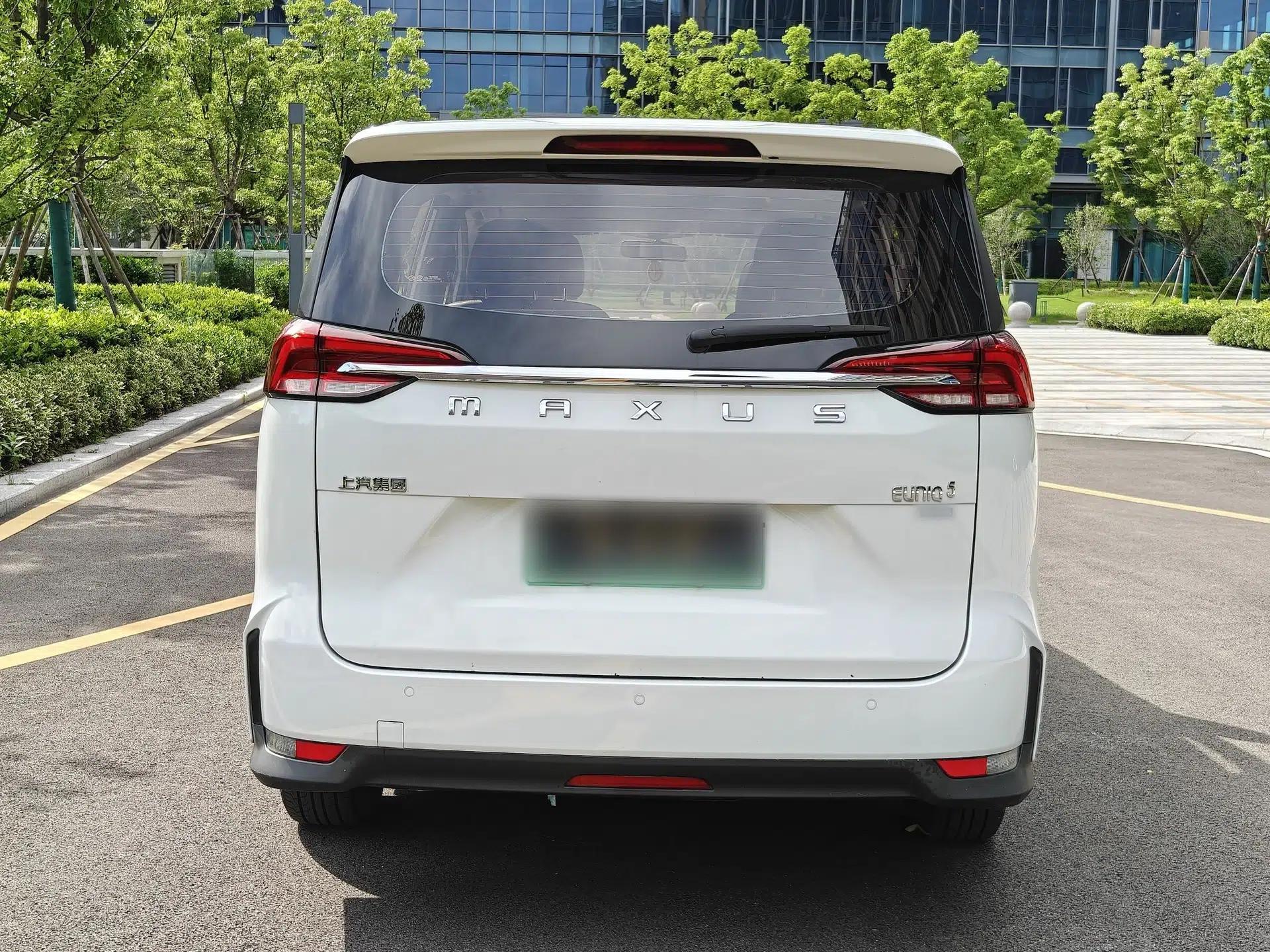 SAIC MAXUS EUNIQ 5 2020 1.3T PLUG-IN Elite Edition — миниатюра 5