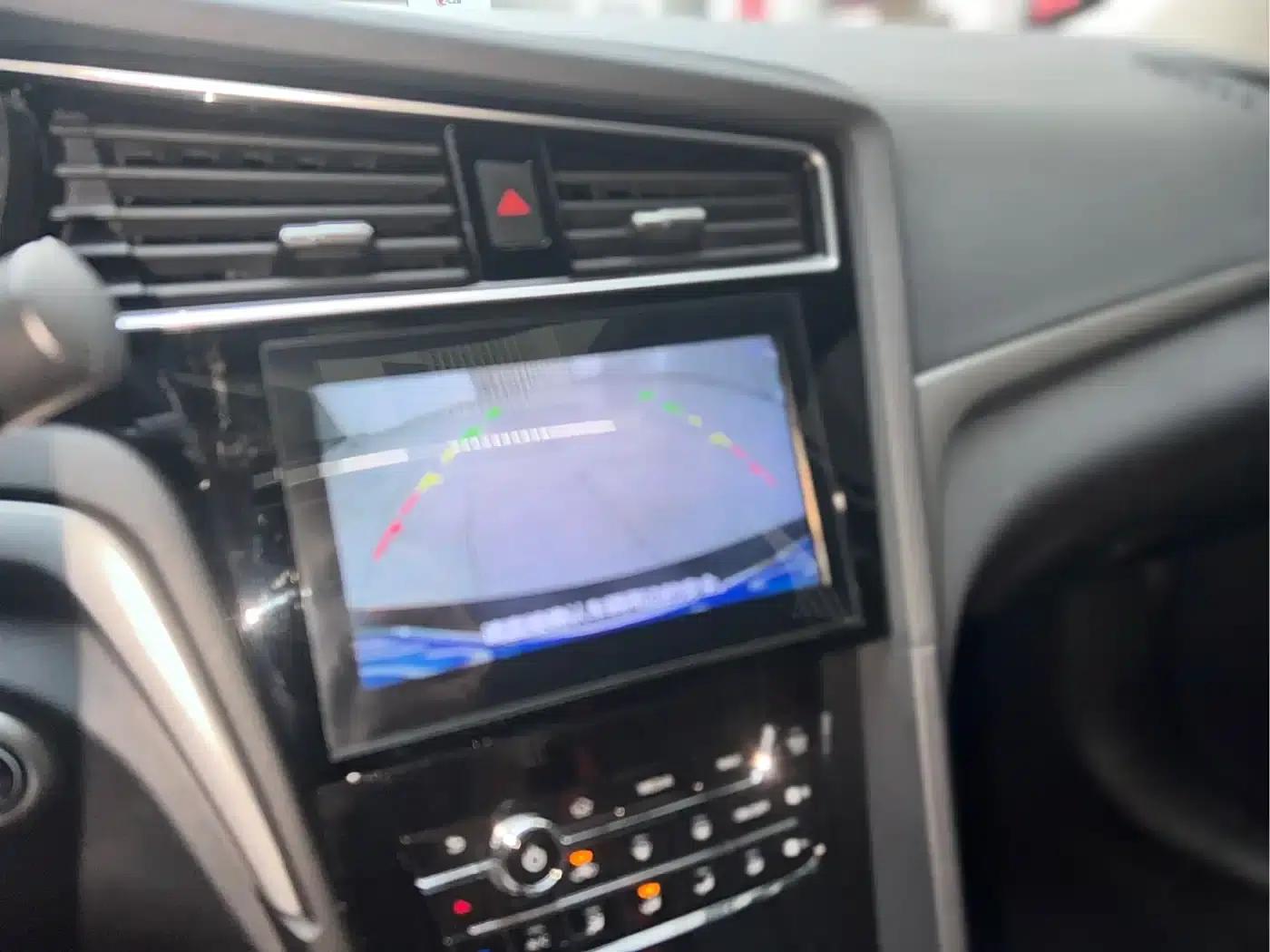 Venucia D60 2019 1.6L XL CVT Intelligent Elite Edition — миниатюра 12