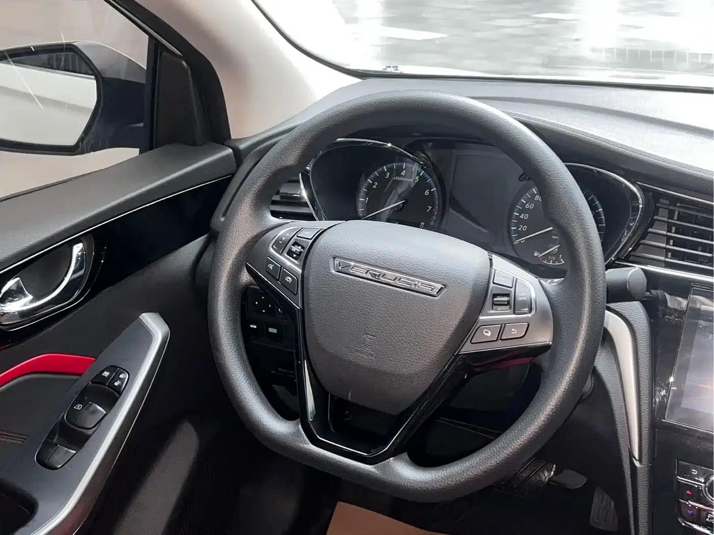 Venucia D60 2019 1.6L XL CVT Intelligent Elite Edition — миниатюра 16