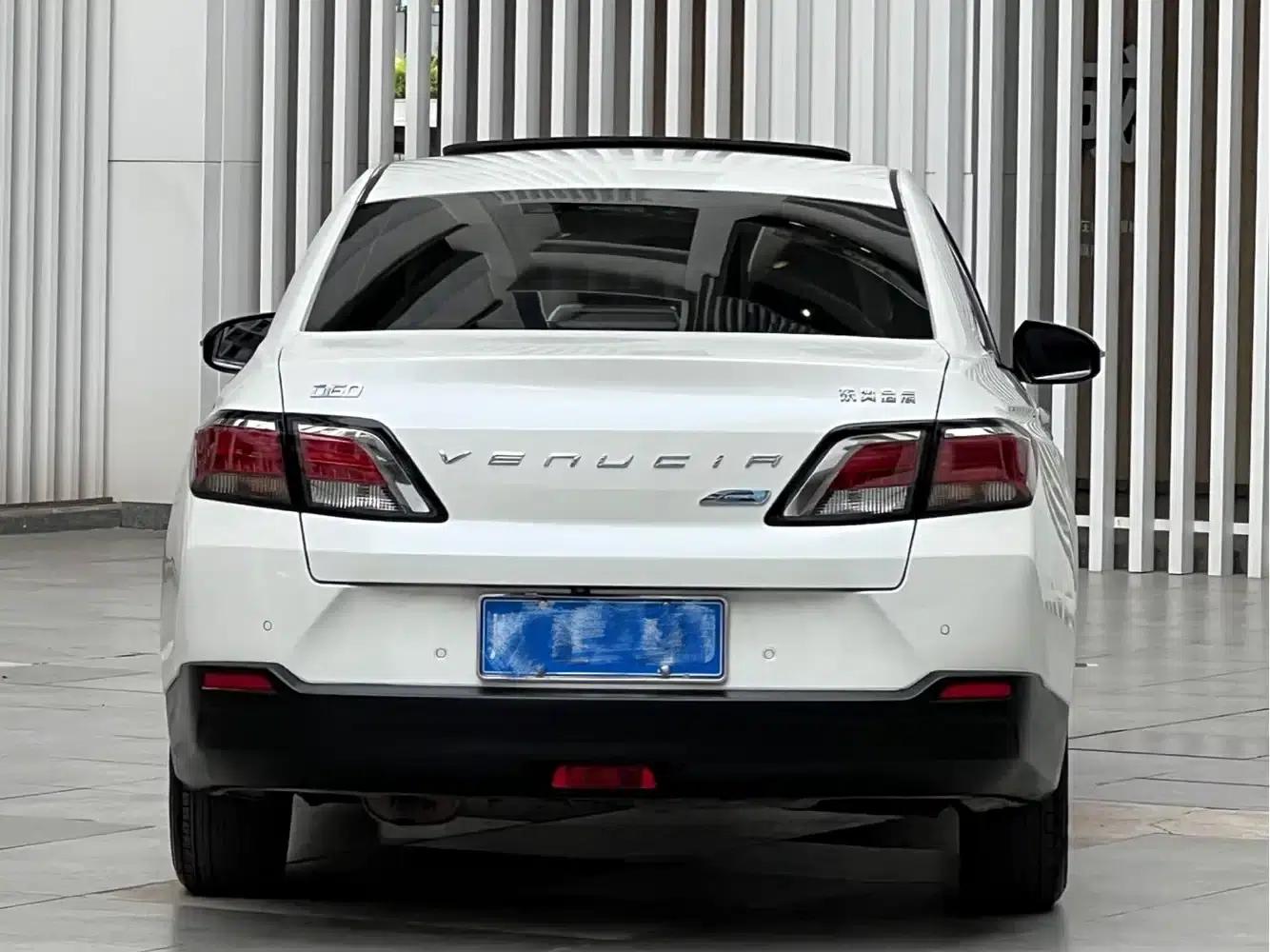Venucia D60 2019 1.6L XL CVT Intelligent Elite Edition — миниатюра 5