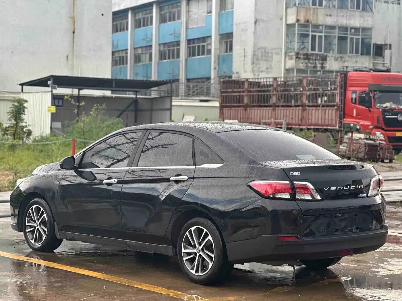Venucia D60 2019 1.6L XL CVT Intelligent Elite Edition (ISS) — миниатюра 13