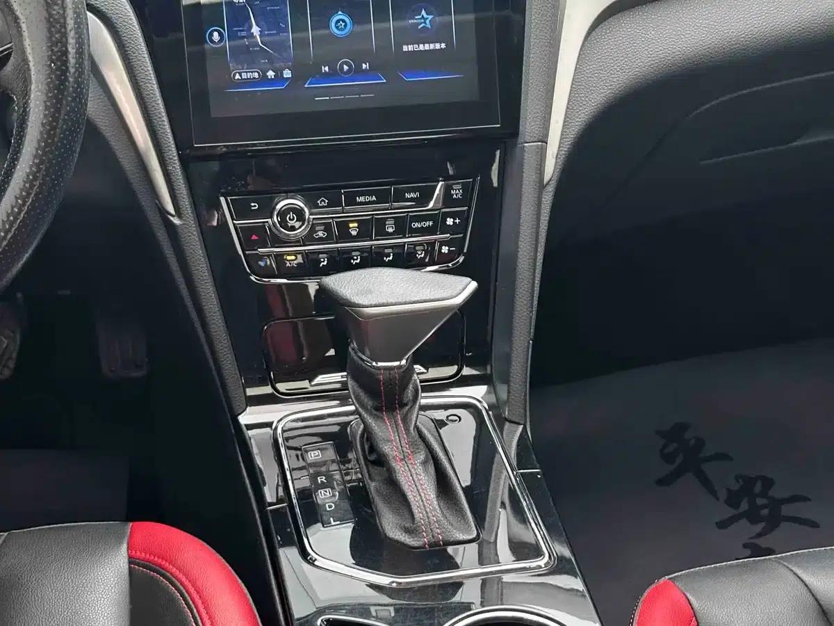 Venucia D60 2019 1.6L XL CVT Intelligent Elite Edition (ISS) — миниатюра 8