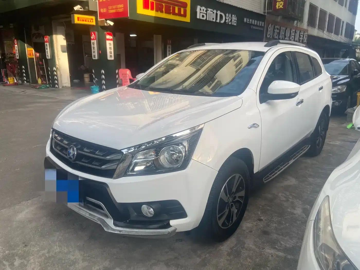 Venucia T70 2016 1.6L Manual Smart Edition — миниатюра 2