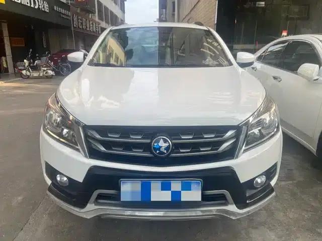 Venucia T70 2016 1.6L Manual Smart Edition