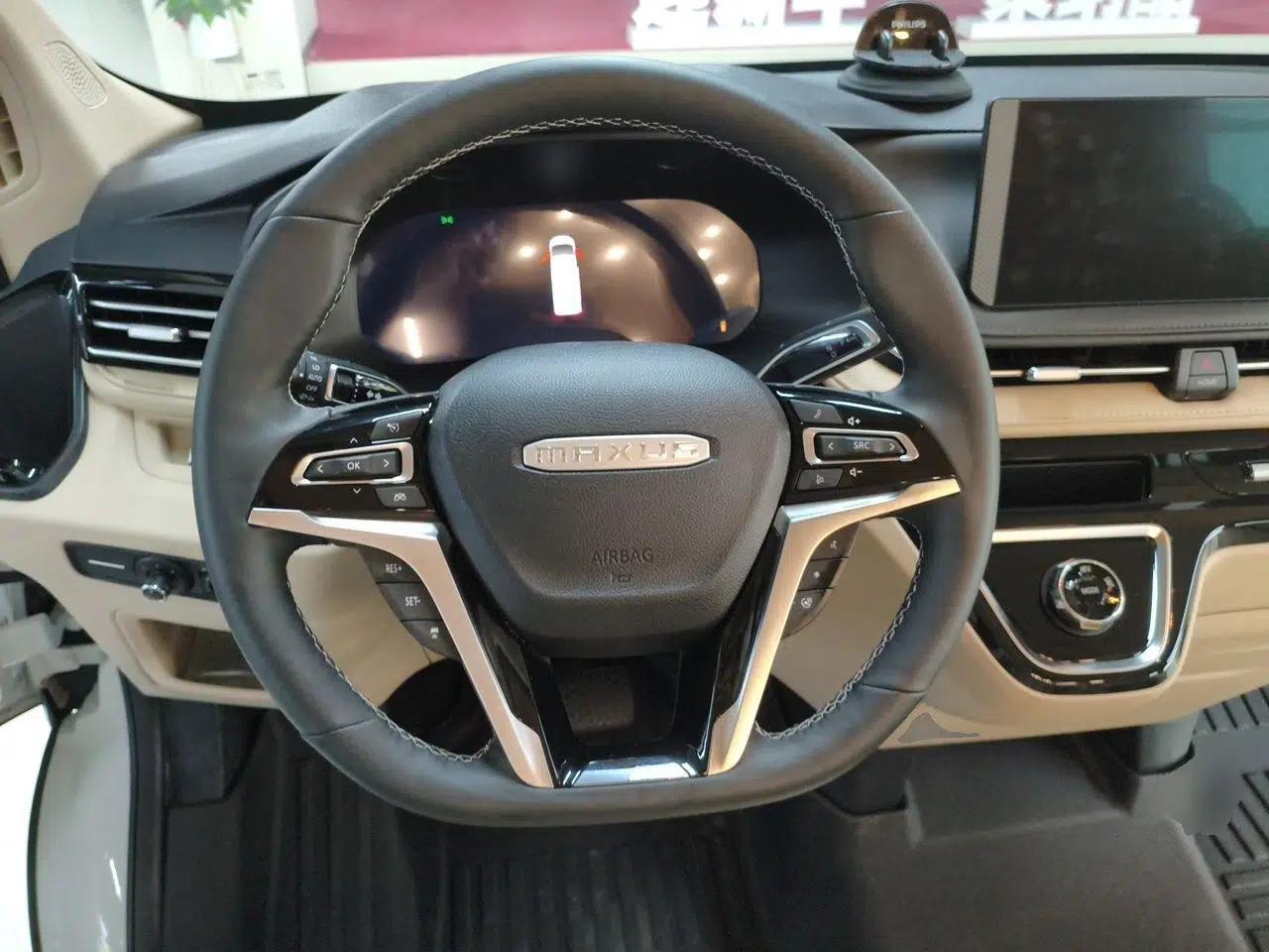 SAIC MAXUS V100 RV SAIC Maxus V100 RV, 2025 model, Traveler PHEV Flagship Edition, longitudinal bed, 6 seats, 2.0T automatic transmission. — миниатюра 10