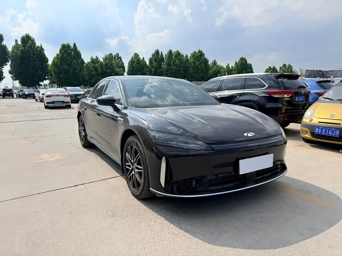 Fengyun A9L 2025 Model 260km Extended Range Luxury Edition — миниатюра 3