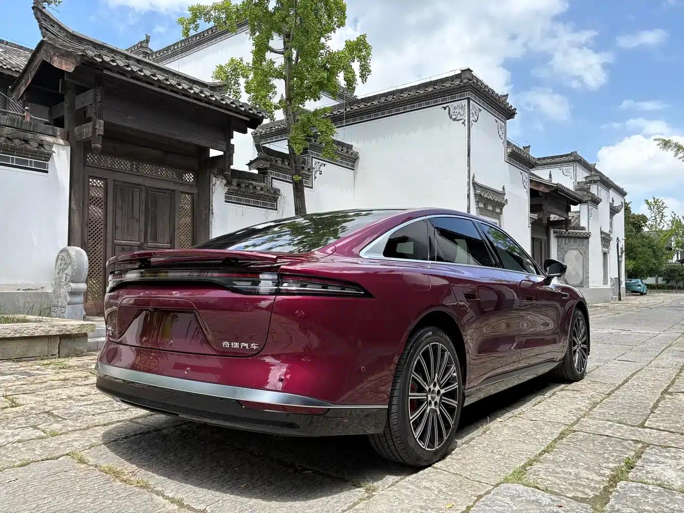 Fengyun A9L 2025 All-Wheel Drive High-Performance Peak Edition — миниатюра 4
