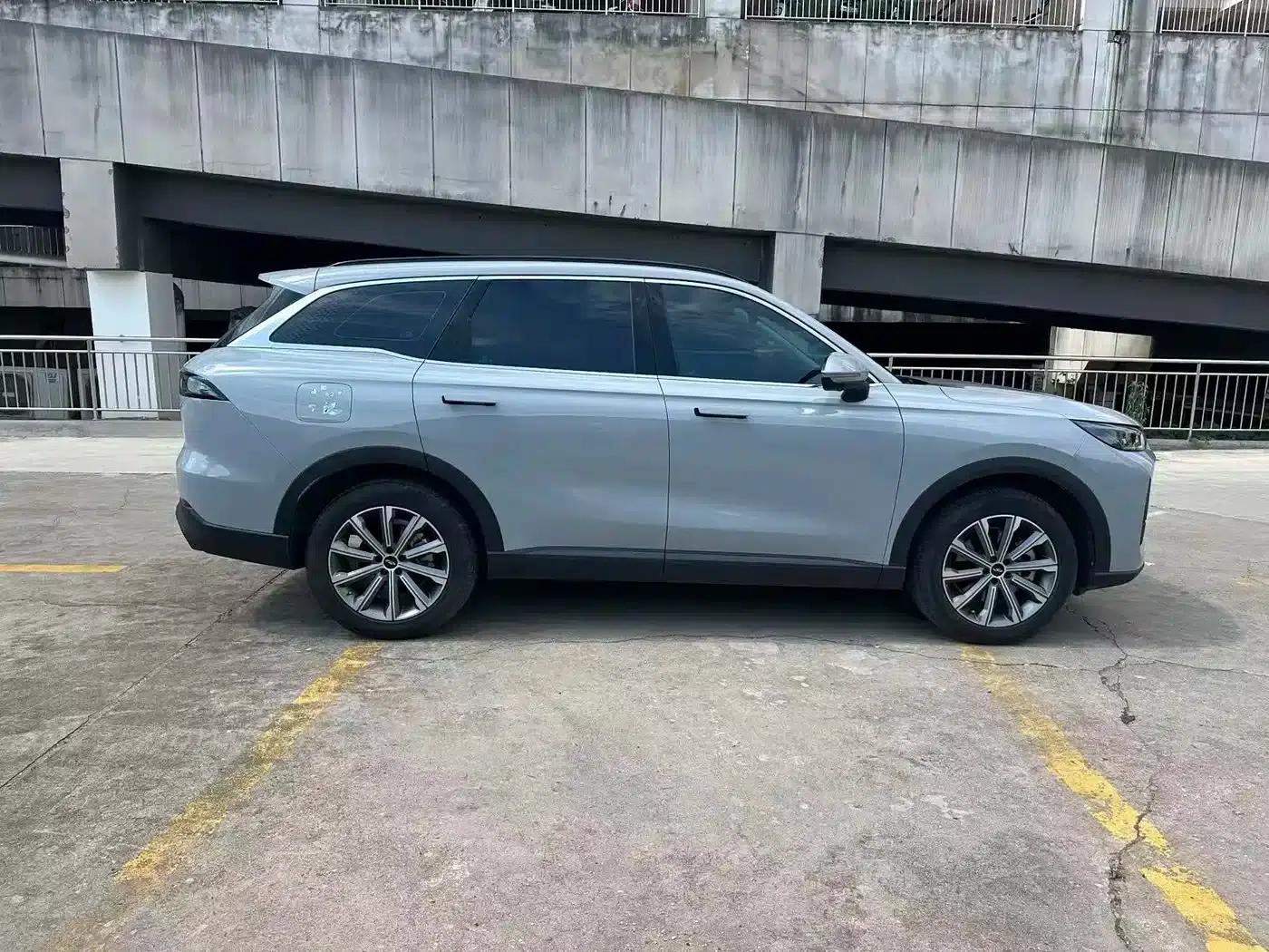 Fengyun T9 2024 Facelift 120 Long Range Comfort 5-Seater Ternary Lithium Battery — миниатюра 4