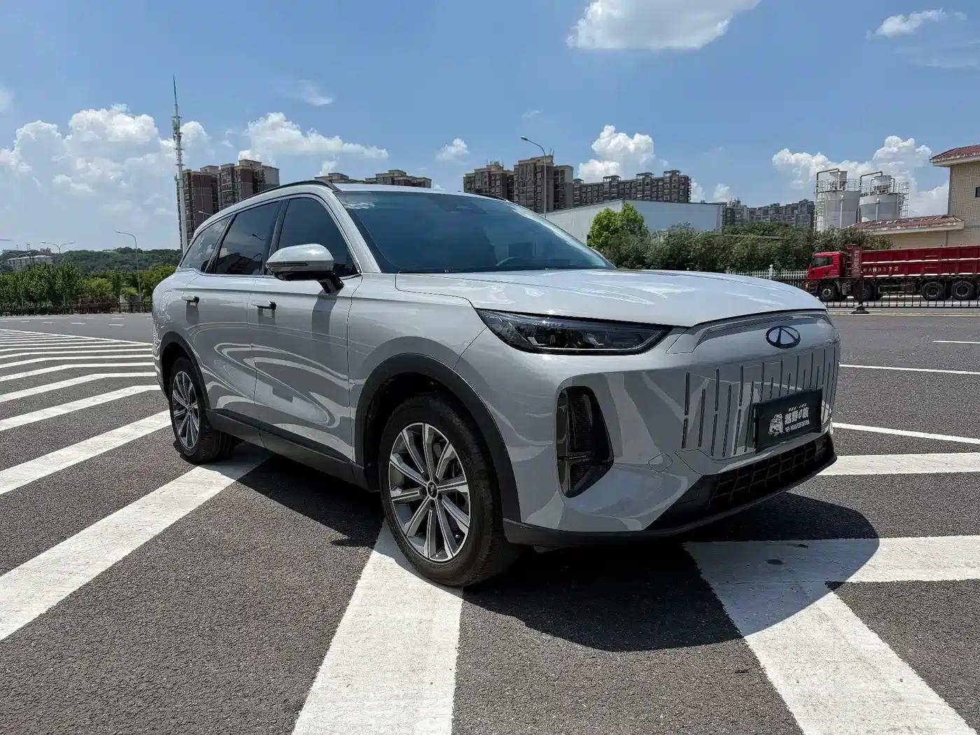 Fengyun T9 2024 Facelift 120 Long Range Comfort 5-Seater Ternary Lithium Battery — миниатюра 3